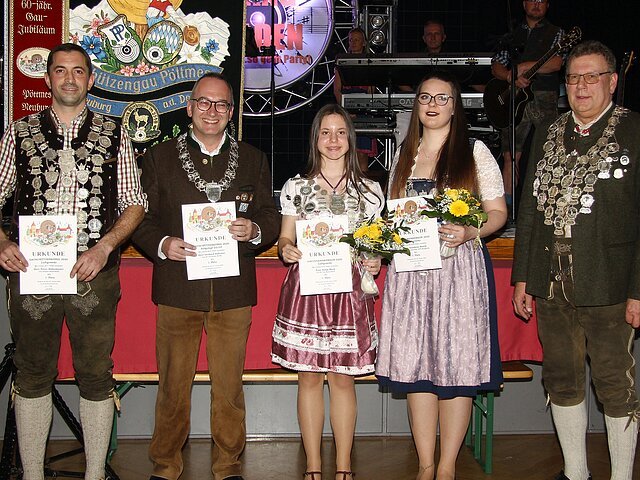 Gaukönige 2020 - von links: Gauschützenkönig-LG "Peter Habermeyer" (Enzian Sehensand), Gauschützenkönig-LG/LP Auflage "Gerhard Daferner" (Auerhahn Walda), Gaujugendkönigin "Sonja Böck" (Tell Hollenbach), Gaudamenkönigin "Annalena Bauch" (Schützenfreunde Burgheim), Gauschützenkönig-LP "Peter Kiowski" (Schützenfreunde Burgheim).
  -Foto: Michael Zech-