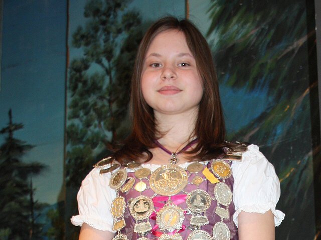 Bezirksjugendkönigin 2017
wurde Sonja Böck von Tell Hollenbach beim Bezirksjugend Königsschießen.