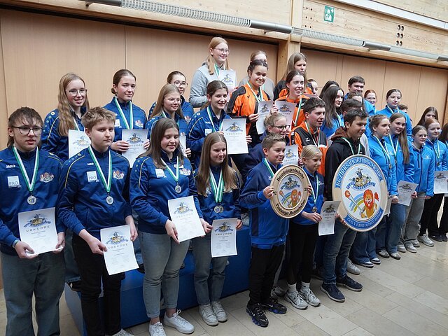 Im Finale lagen gerade einmal 20 Ringe zwischen Platz 1 und Platz 3.
(v.l.) Schützengau Pöttmes-Neuburg, Schützengau Ingolstadt und Schützengau Altötting.